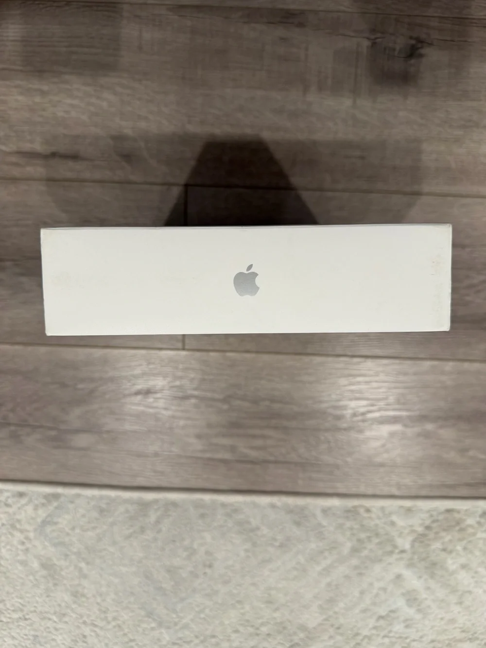Apple A16 iPad box